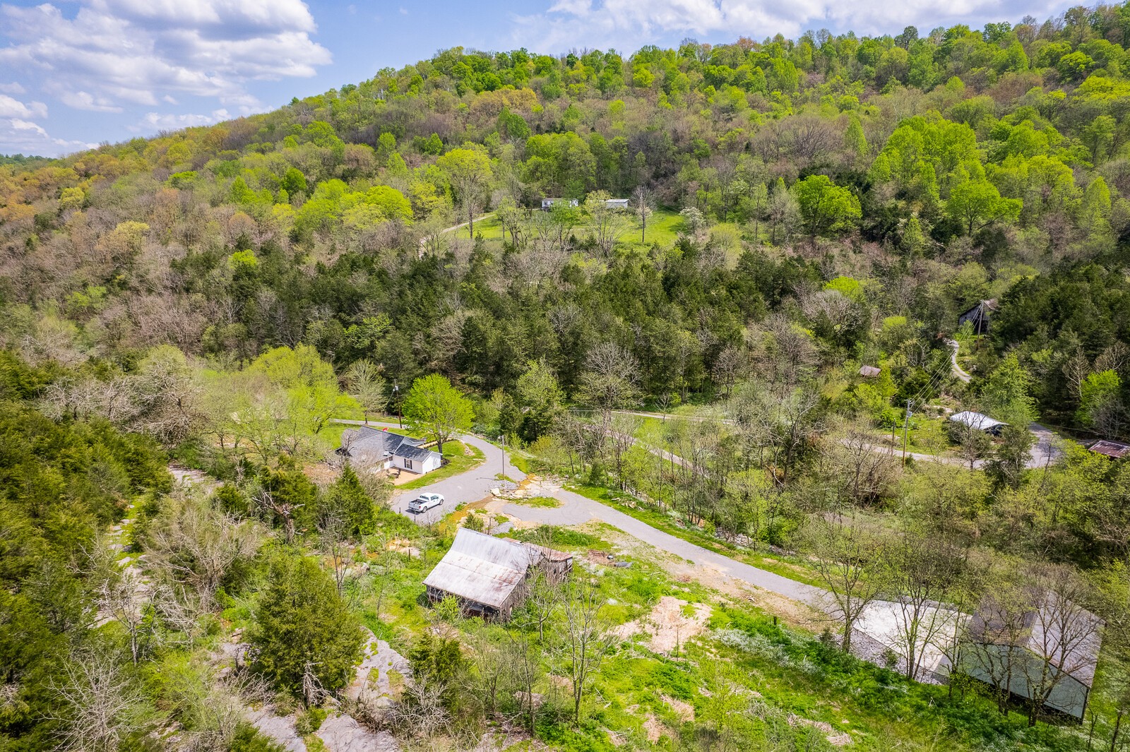 1700 Hannah Branch Road Liberty TN 37095
