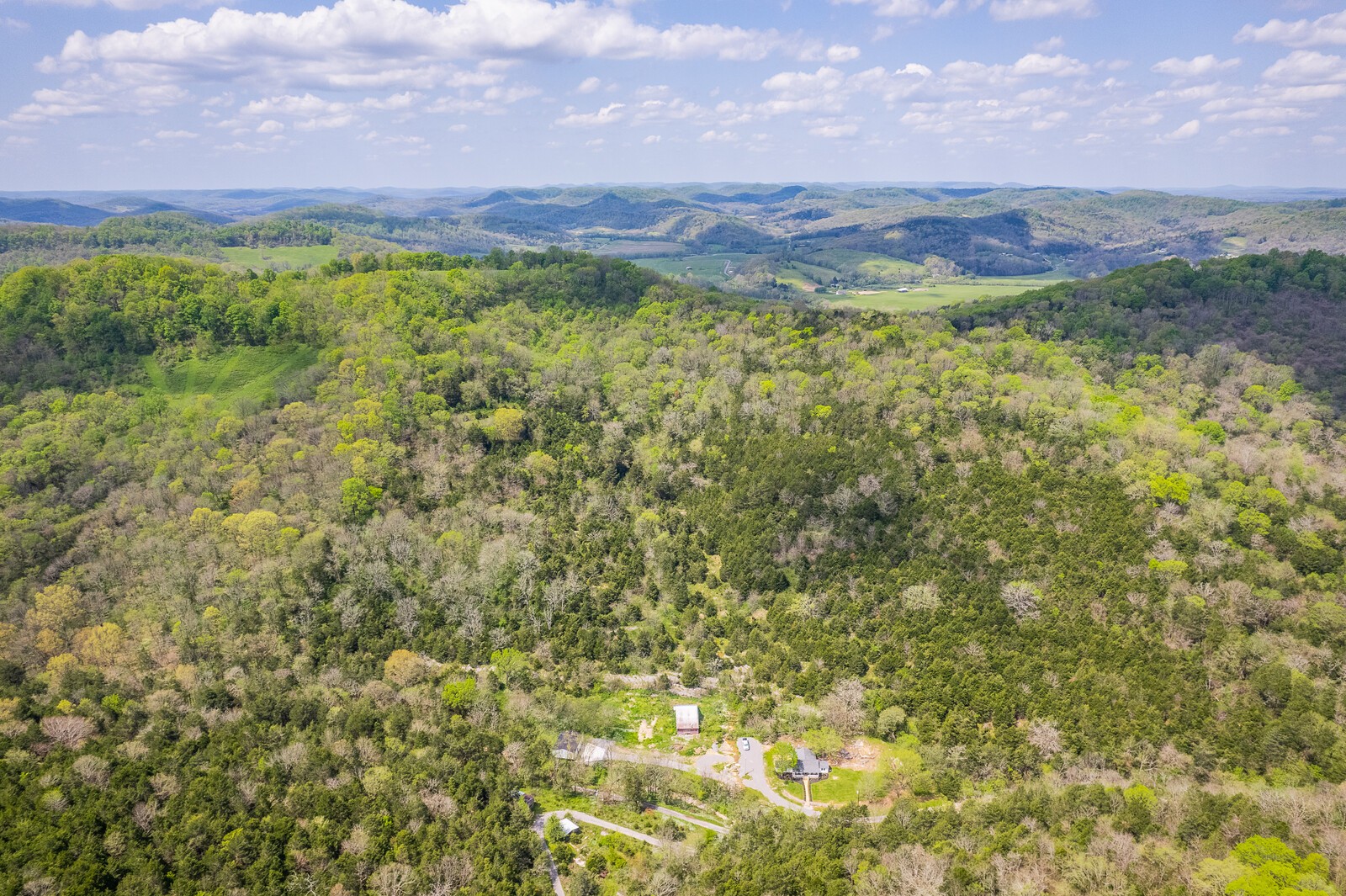 1700 Hannah Branch Road Liberty TN 37095