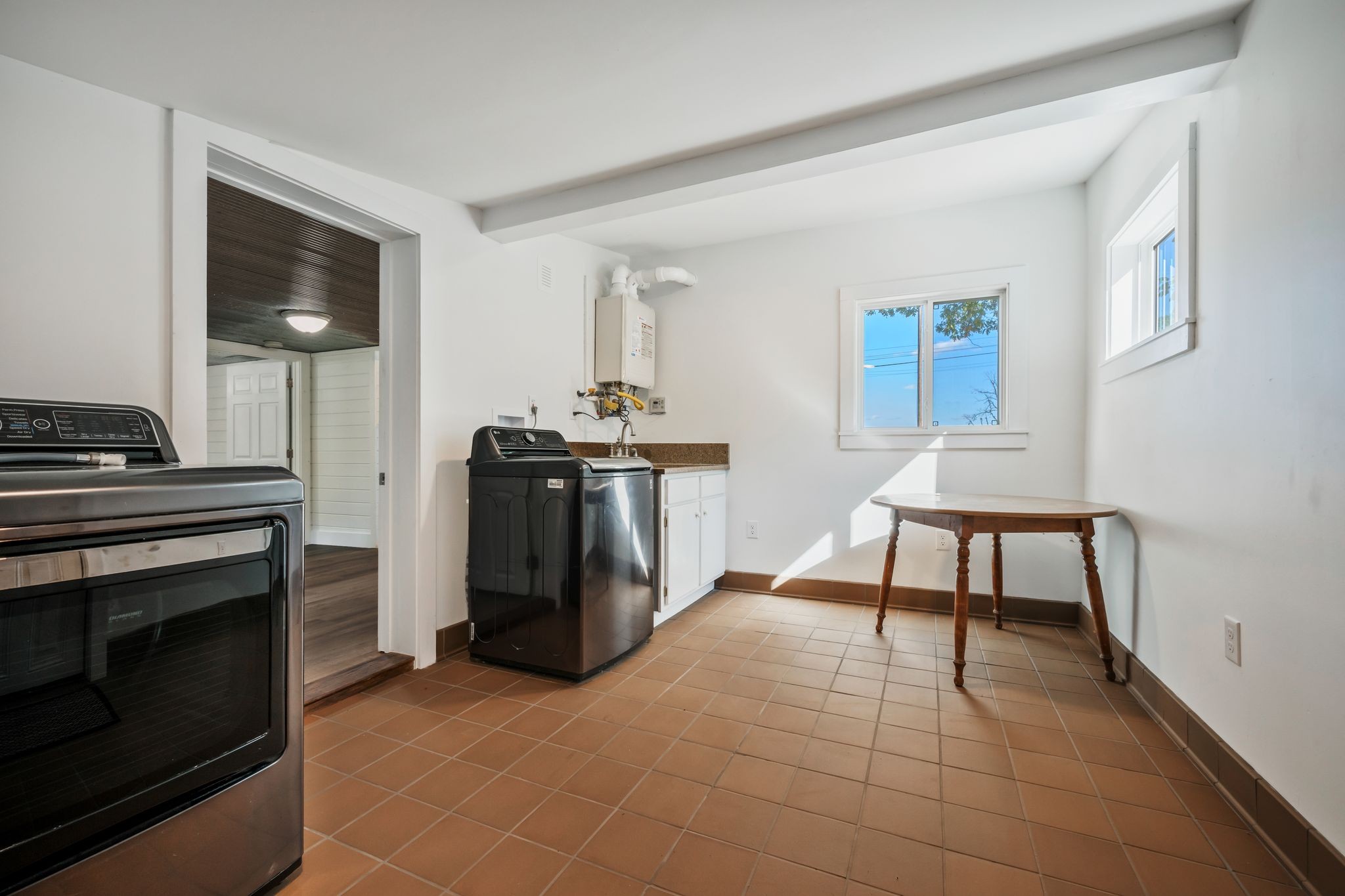1865 Clydeton Road Waverly TN 37185