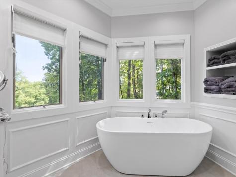 1108 W River Hills Drive Chattanooga TN 37415