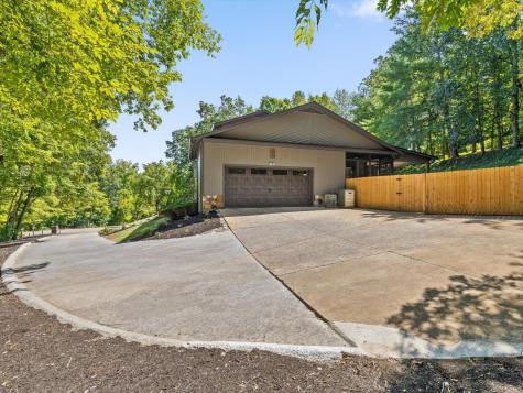 1108 W River Hills Drive Chattanooga TN 37415