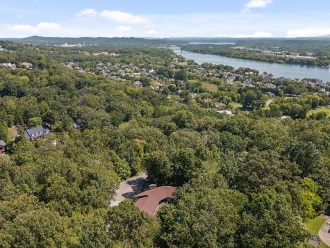 1108 W River Hills Drive Chattanooga TN 37415