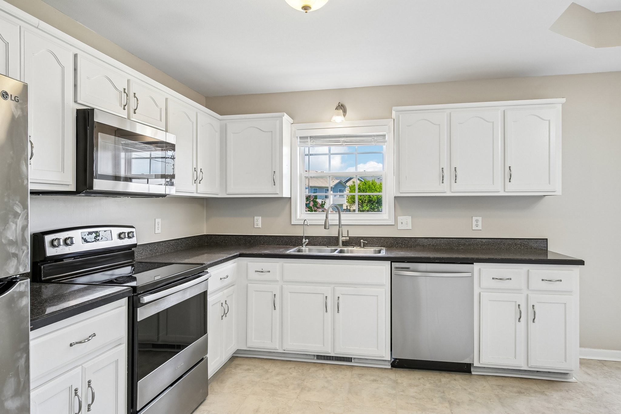 3800 Cindy Jo Dr, N Clarksville TN 37040