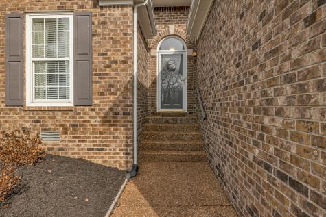 2604 Hansford Drive Thompsons Station TN 37179