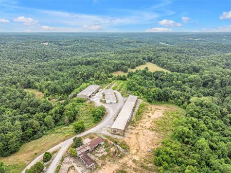 1259 Petty Road White Bluff TN 37187