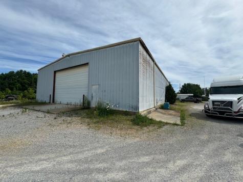 1259 Petty Road White Bluff TN 37187