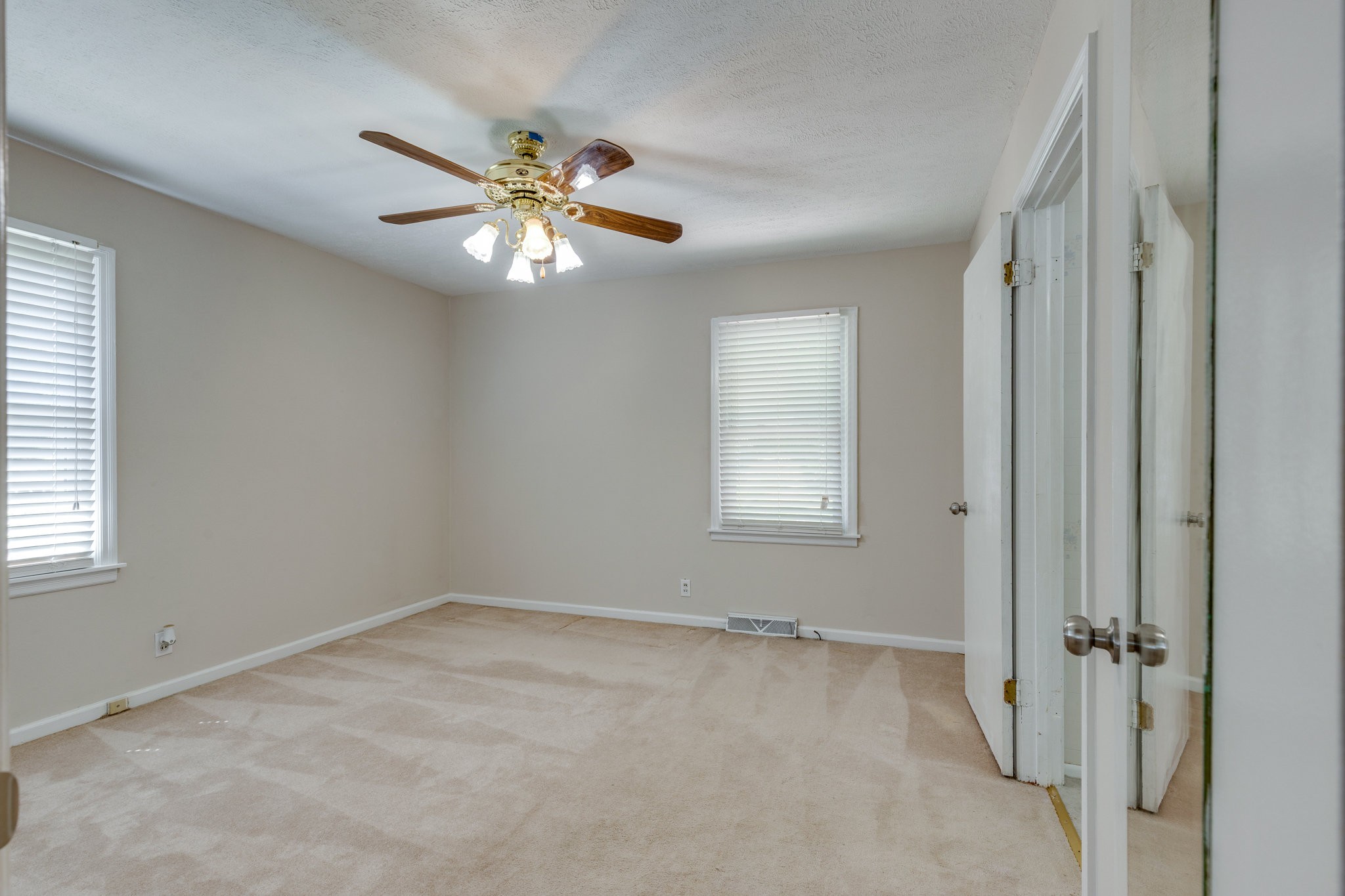 870 Galloway Street Lewisburg TN 37091