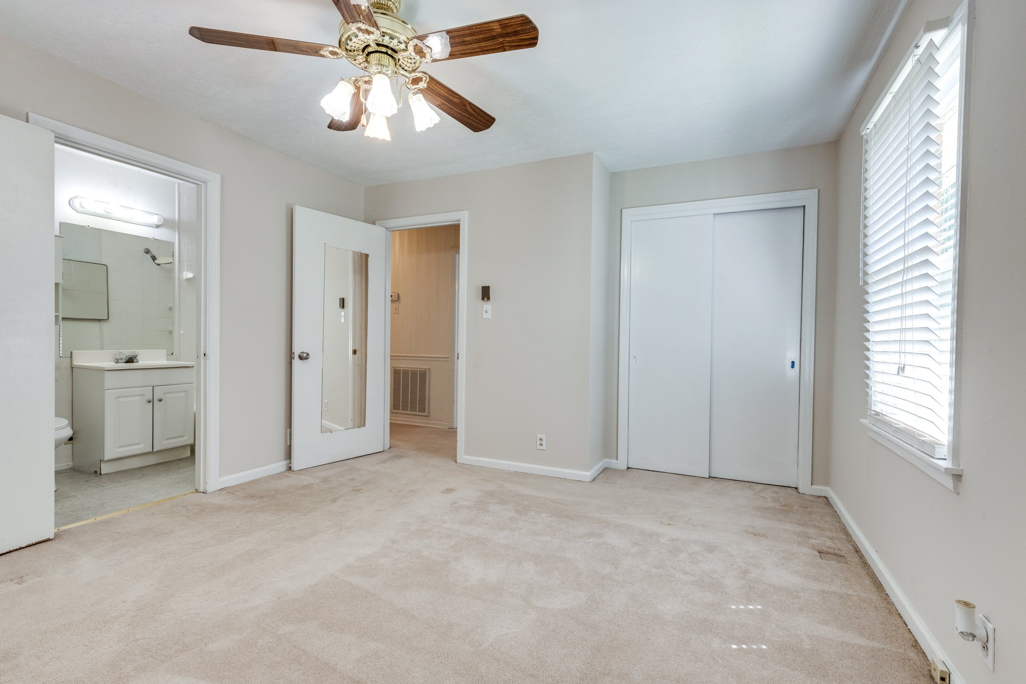 870 Galloway Street Lewisburg TN 37091