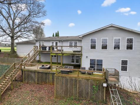 232 Loop Drive Winchester TN 37398