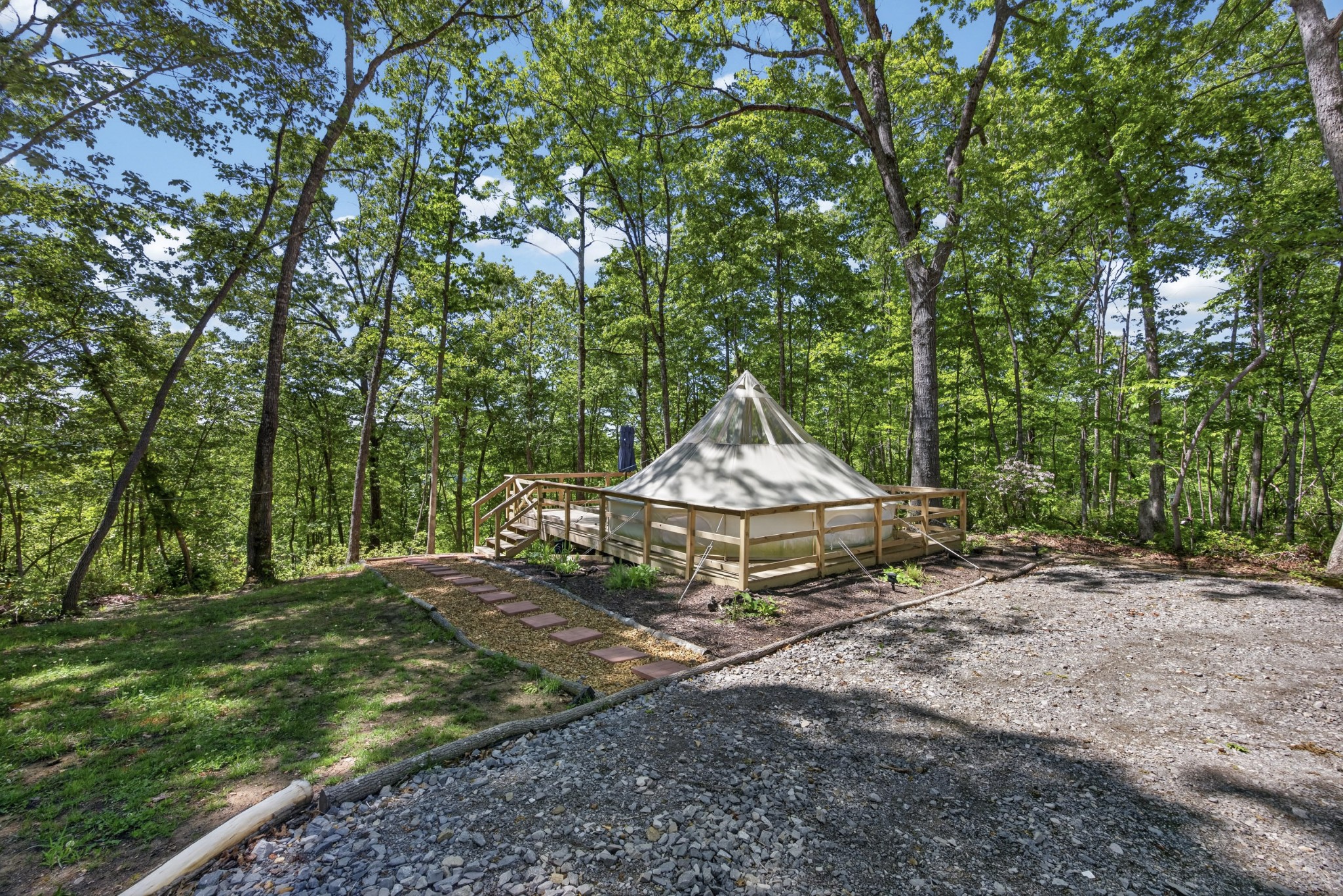 55236 Maynard Ridge Lane Crawford TN 38554
