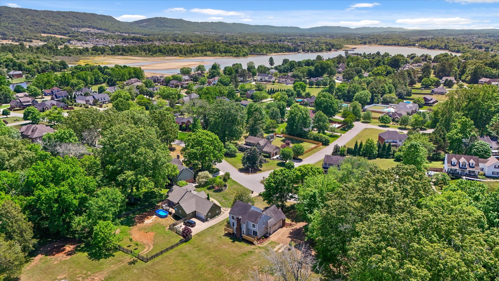 7709 Diamondhead Drive Ooltewah TN 37363