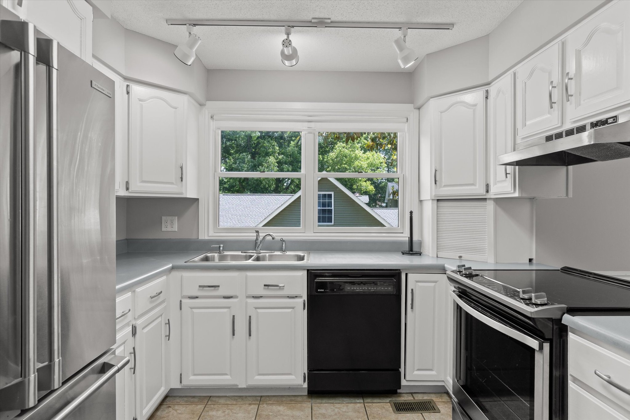 7709 Diamondhead Drive Ooltewah TN 37363