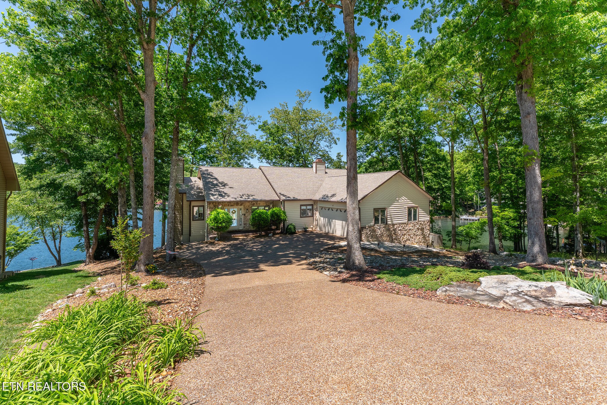 63 Brummel Lane Crossville TN 38558