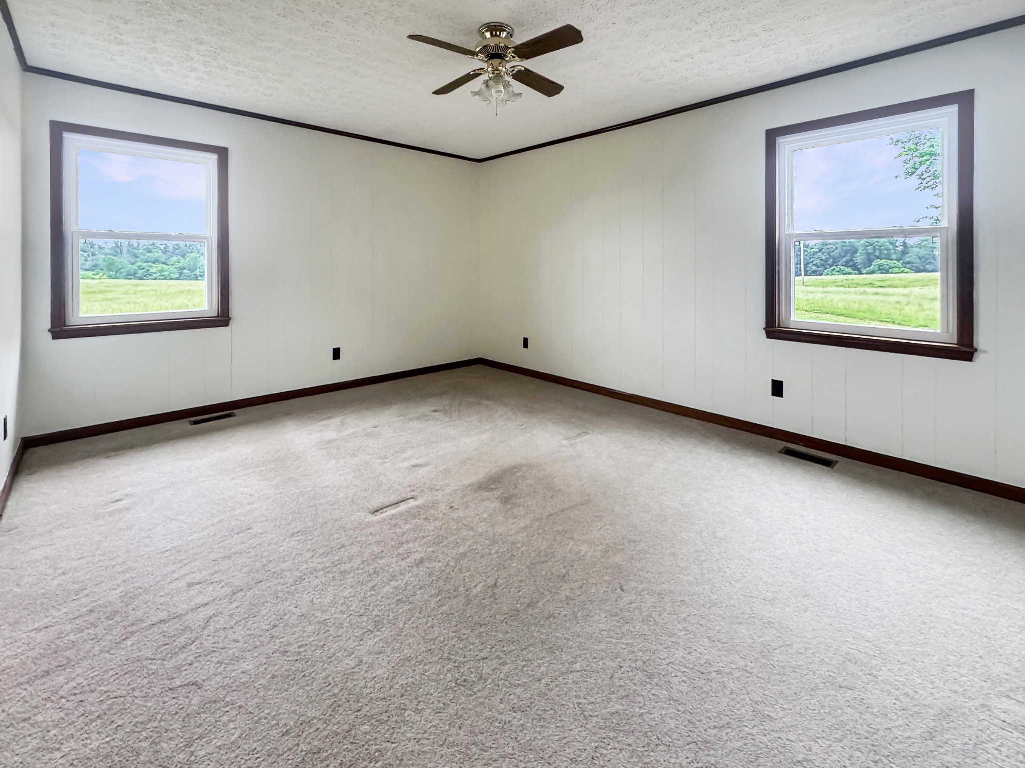 1211 Taylor Chapel Road Dover TN 37058