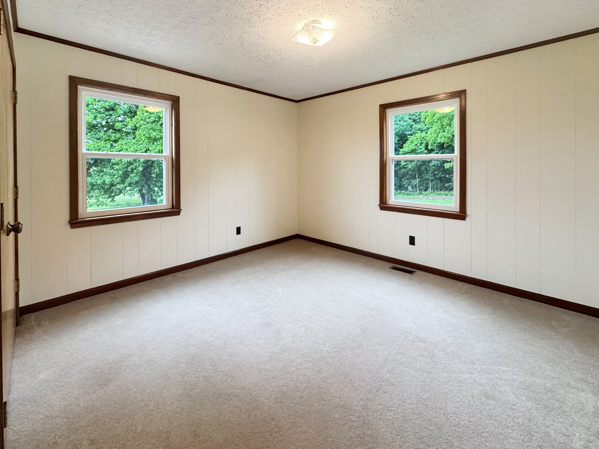 1211 Taylor Chapel Road Dover TN 37058