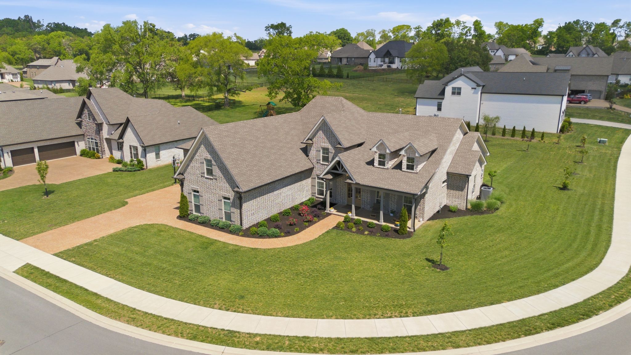 359 Broughton Street Gallatin TN 37066