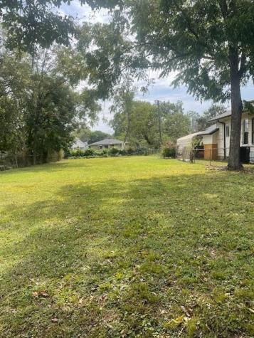 2204 E 12th Street Chattanooga TN 37404