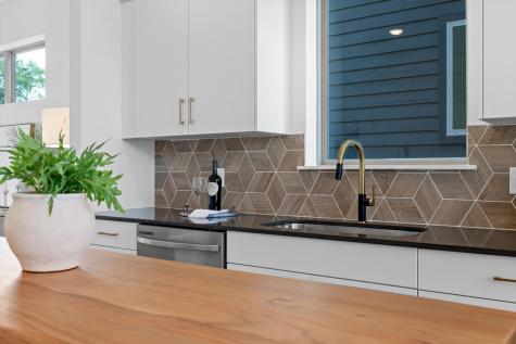 2542 E 18th Street Chattanooga TN 37404