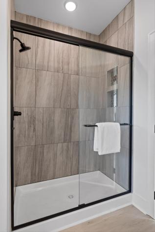 2542 E 18th Street Chattanooga TN 37404