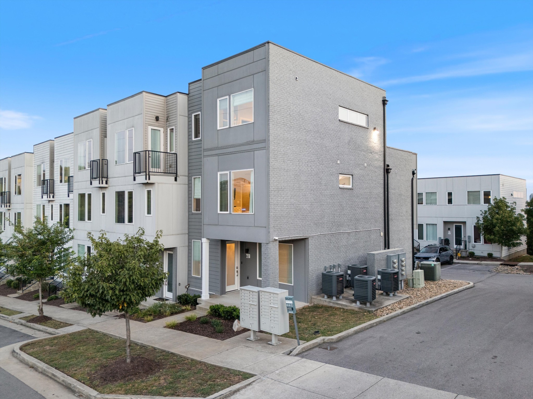62 Fern Avenue Nashville TN 37207