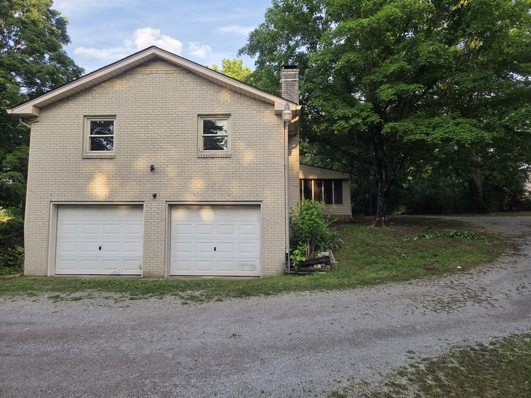 800 Apple Valley Road Madison TN 37115