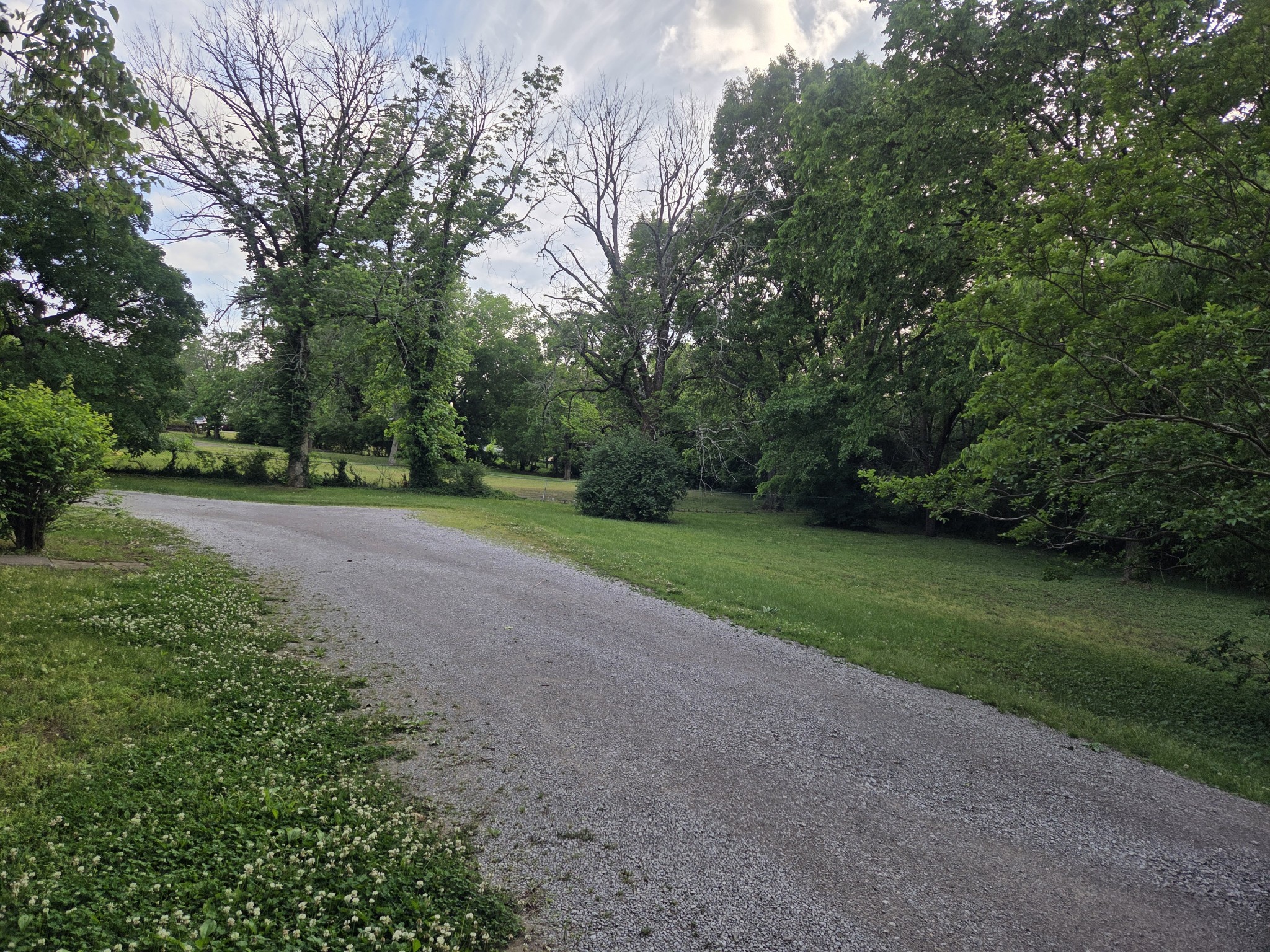 800 Apple Valley Road Madison TN 37115