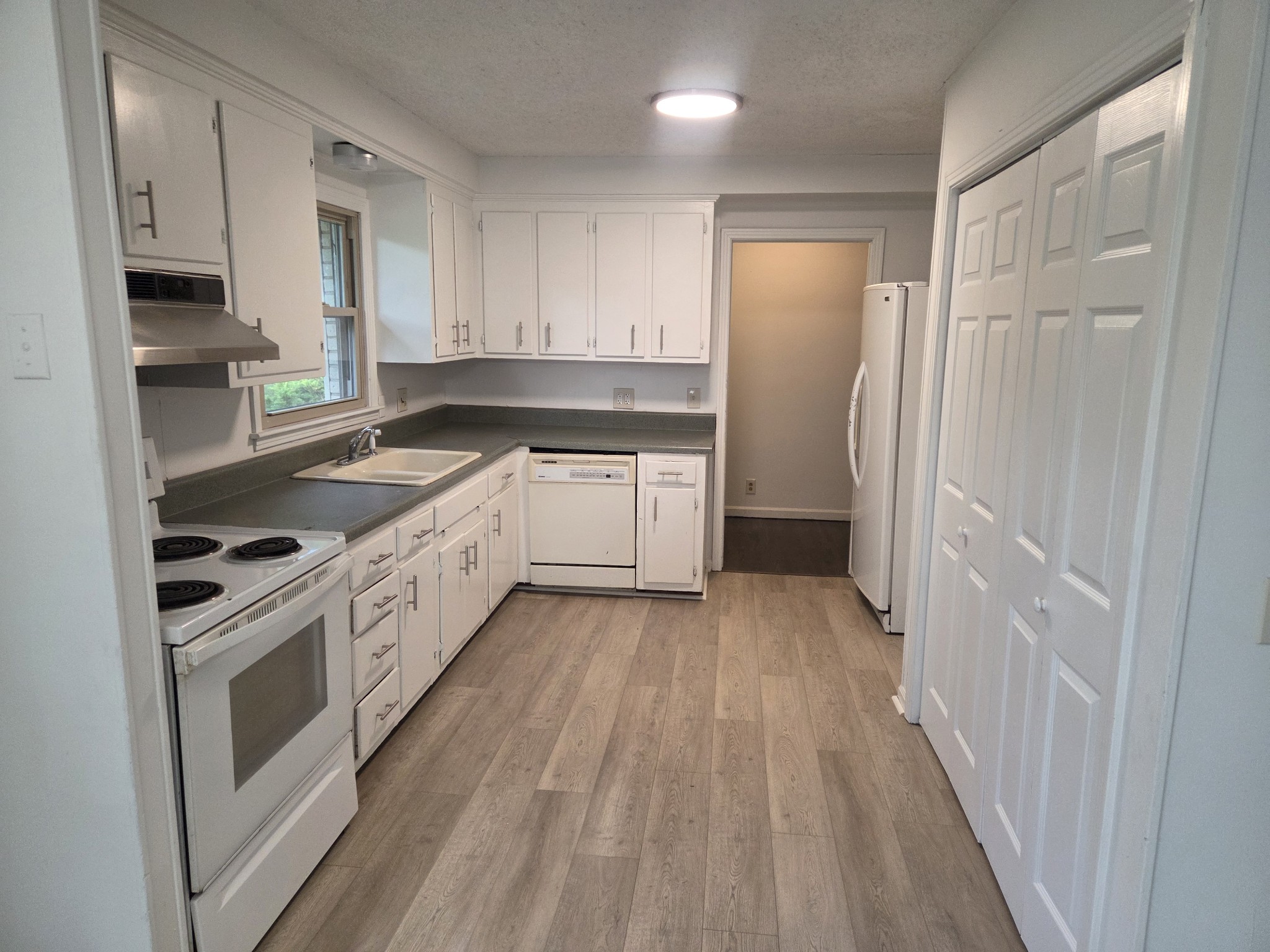 800 Apple Valley Road Madison TN 37115