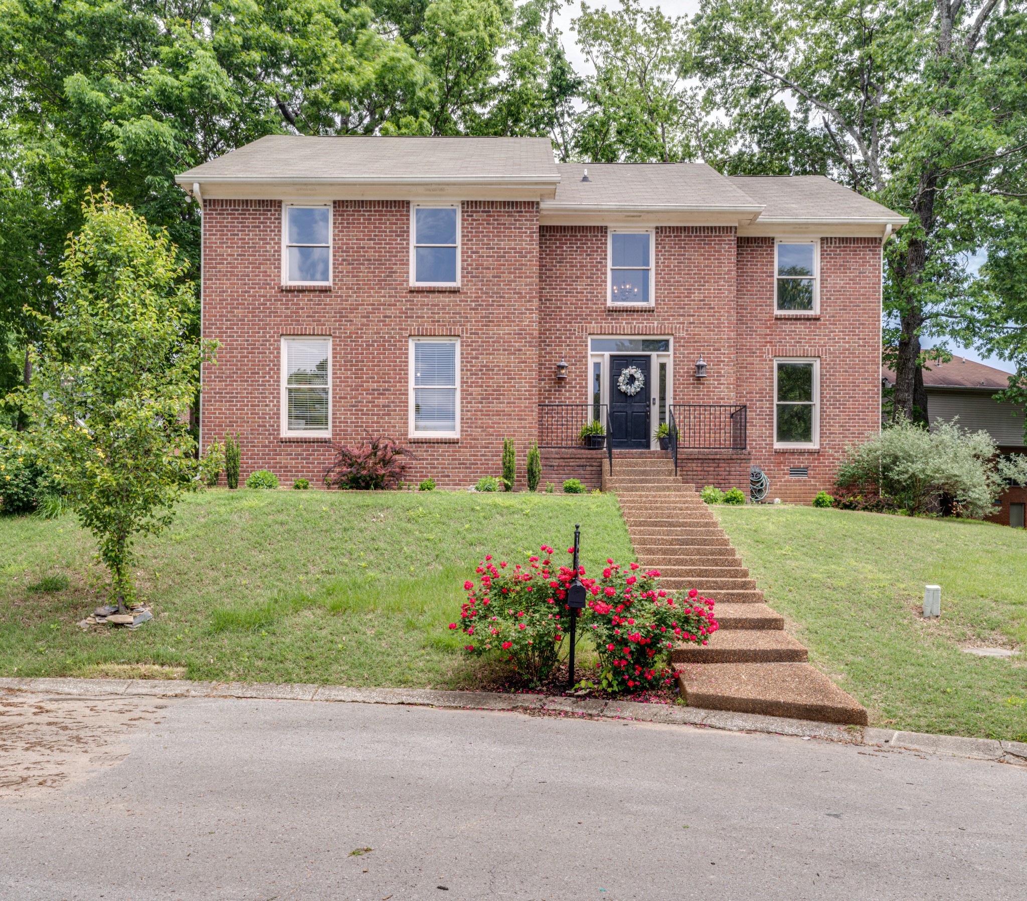 208 E Pearson Court Hermitage TN 37076