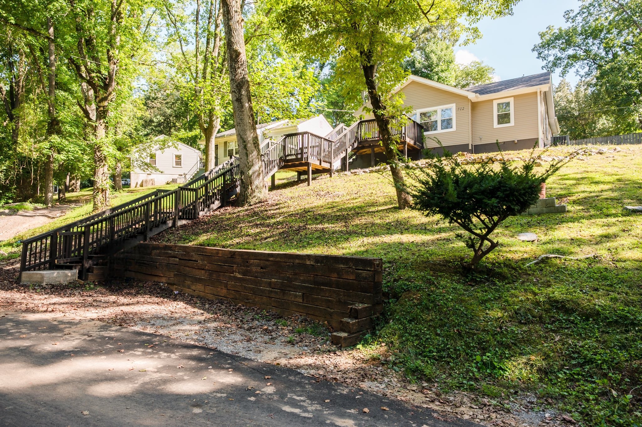 712 Woodlawn Drive Clarksville TN 37040