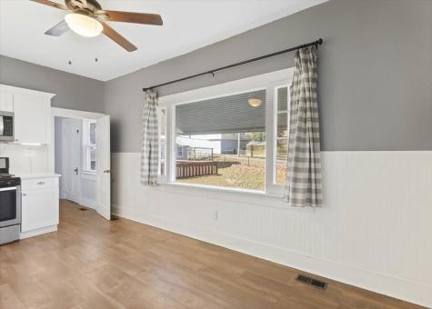 606 Holly Avenue South Pittsburg TN 37380