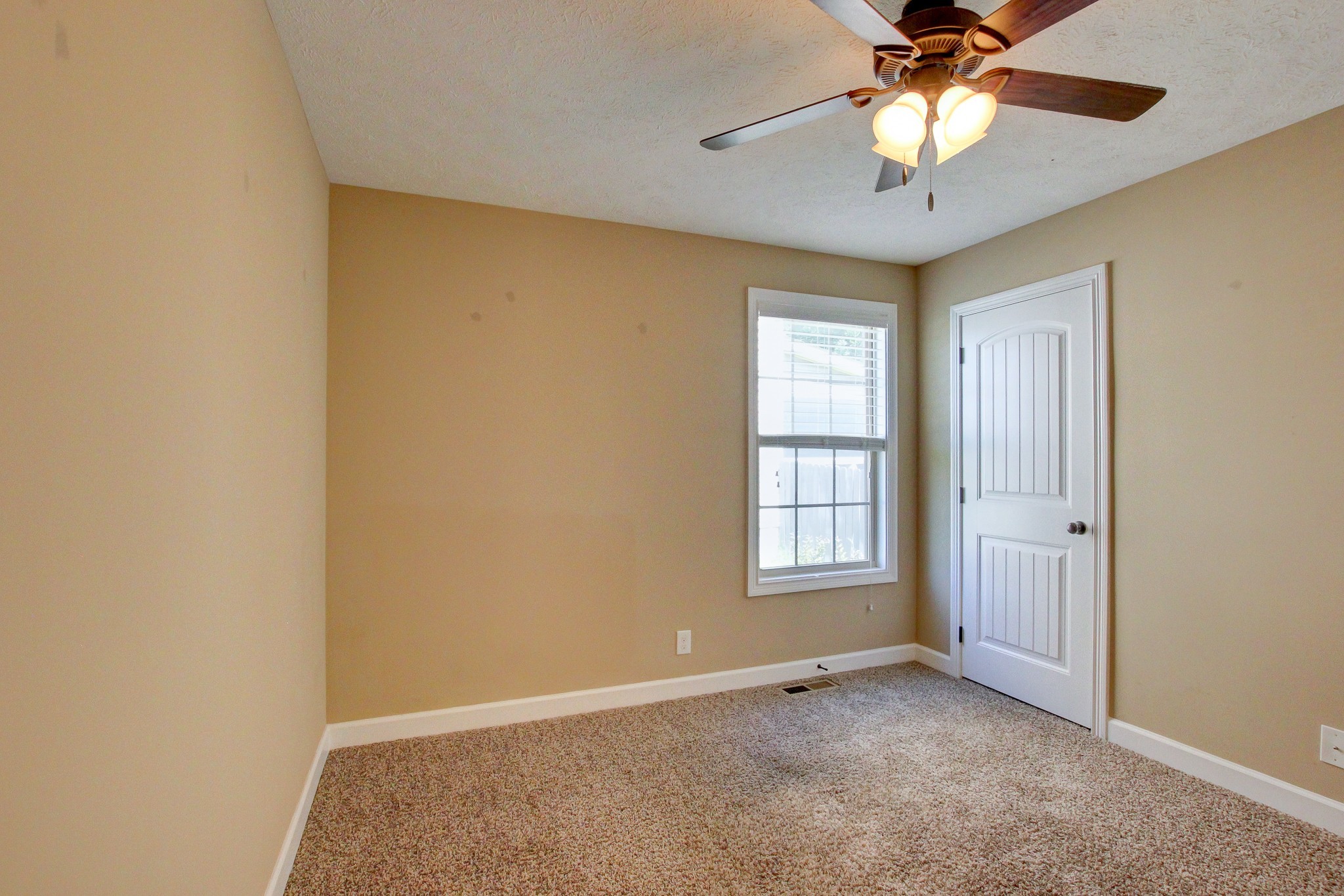 611 Fox Path Lane Clarksville TN 37040