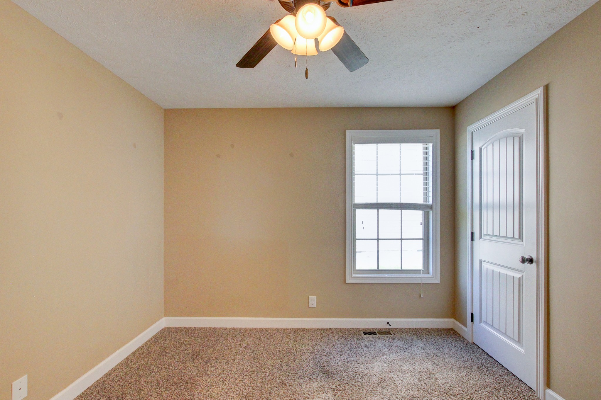 611 Fox Path Lane Clarksville TN 37040