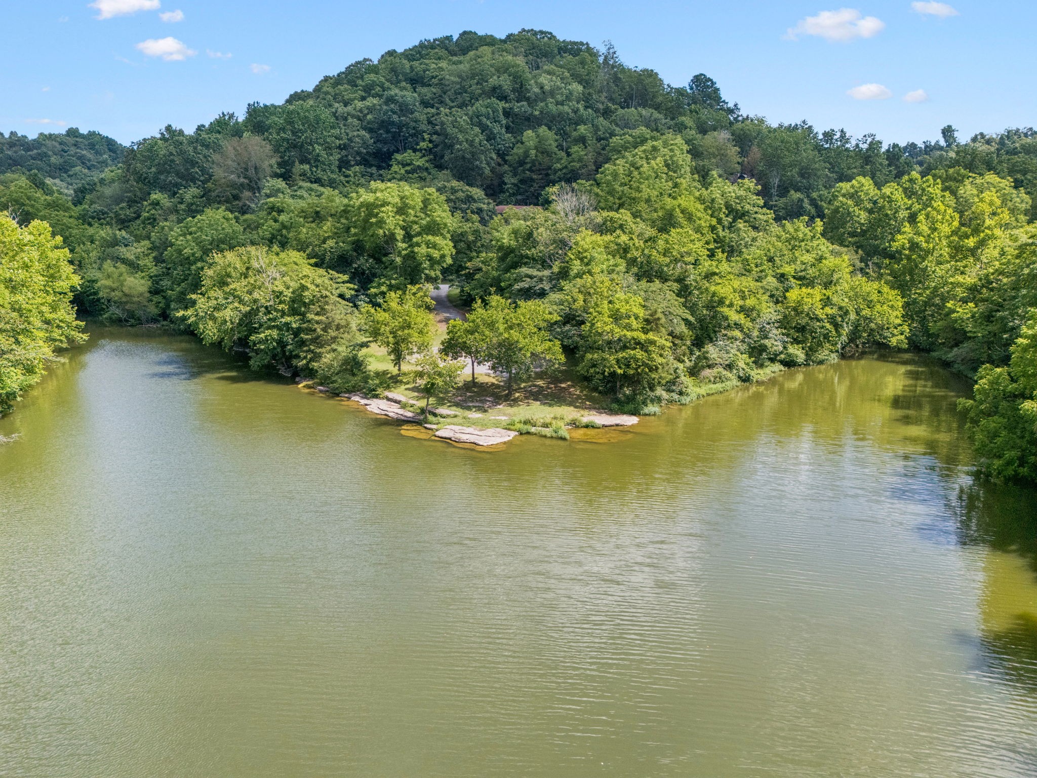 0 Roberts Ridge Manchester TN 37355