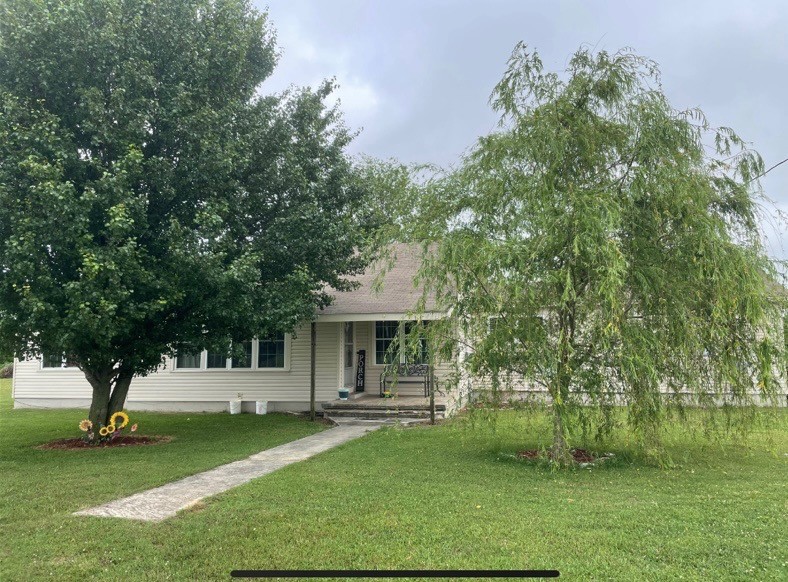 2036 Elora Road Huntland TN 37345
