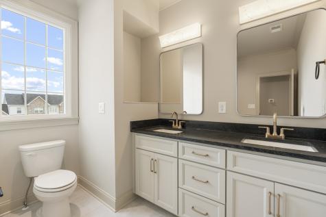 1705 Martha Washington Way #10 Murfreesboro TN 37130