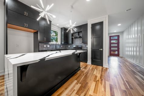 1916 14th Ave, N Nashville TN 37208