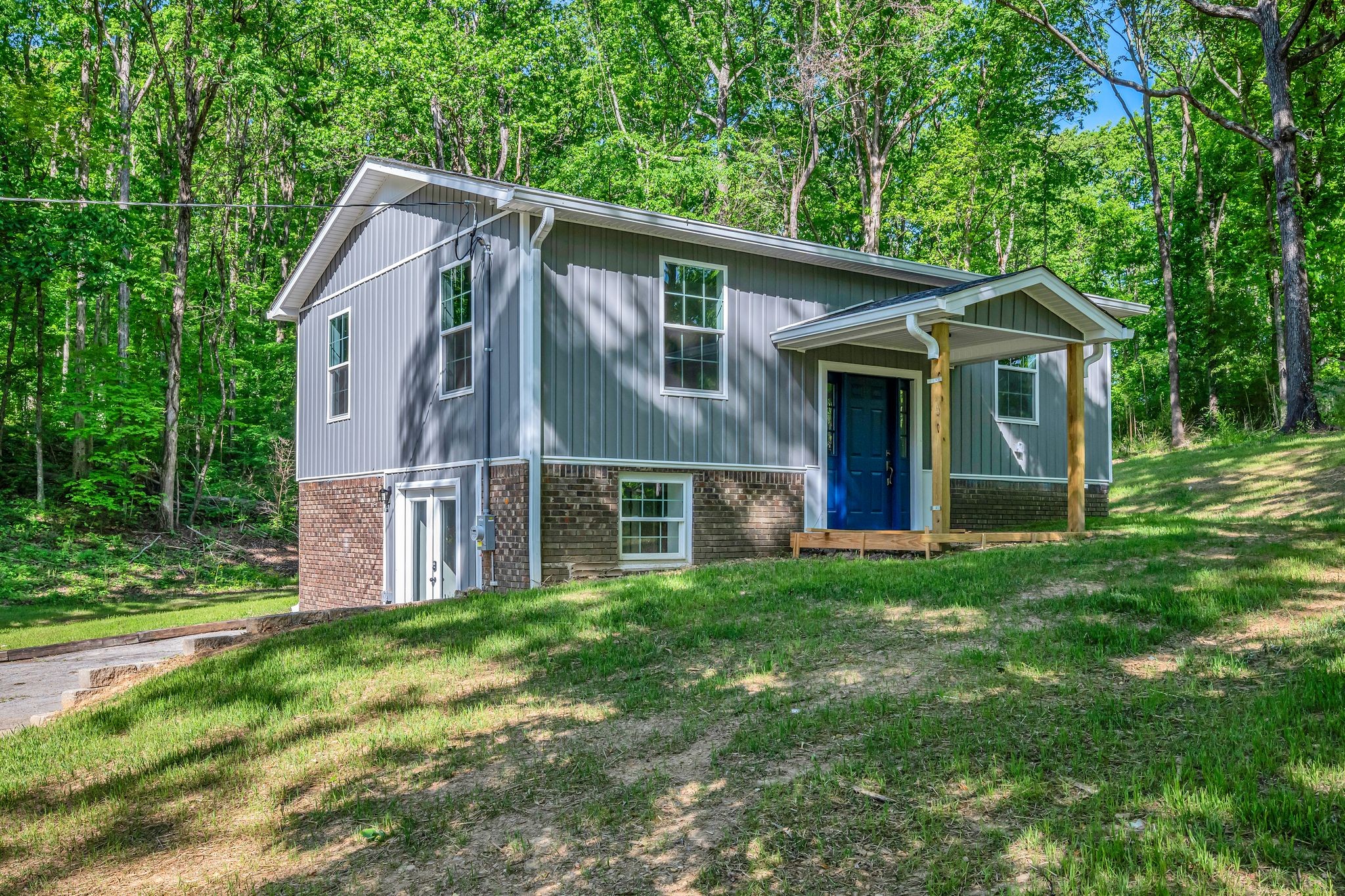 120 Bern Street Waverly TN 37185