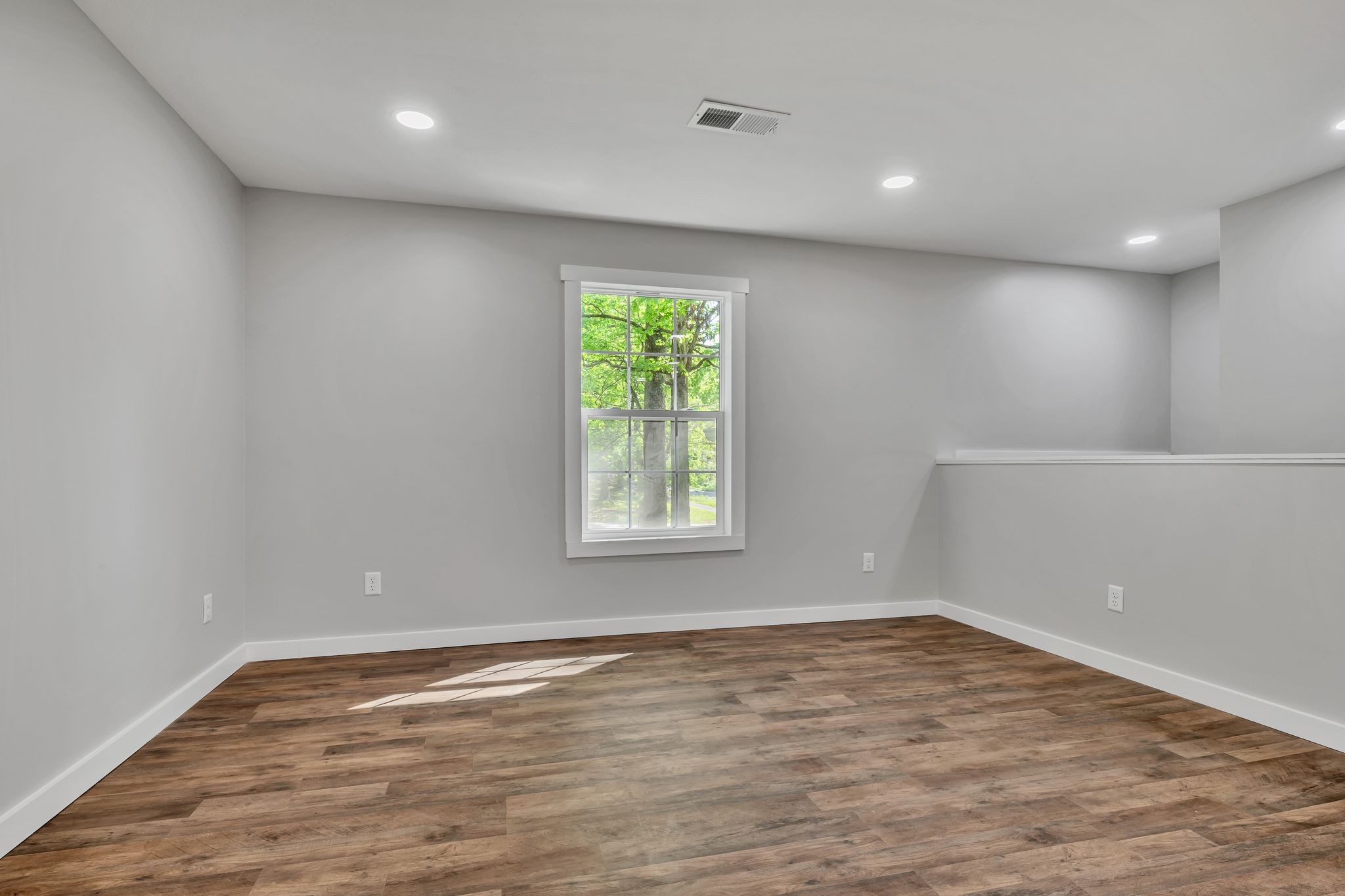 120 Bern Street Waverly TN 37185