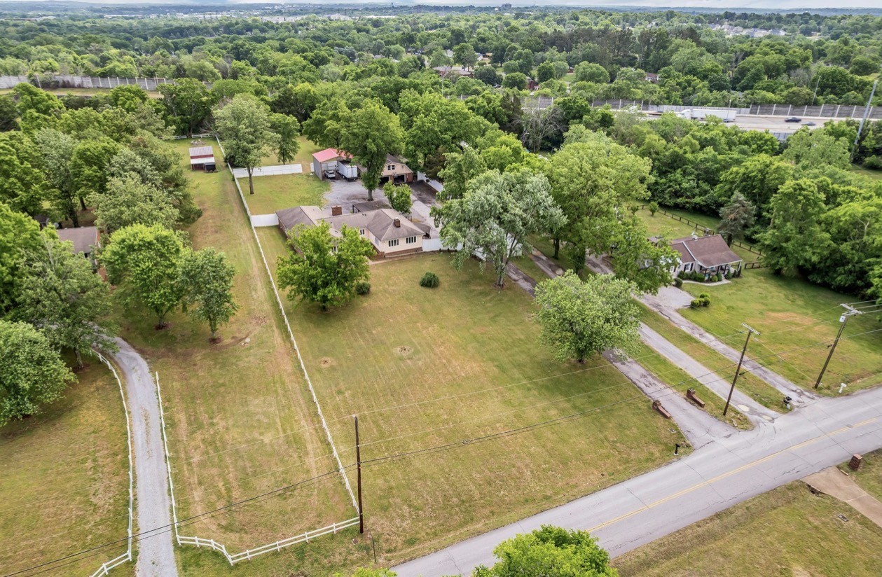 454 W Campbell Road Goodlettsville TN 37072