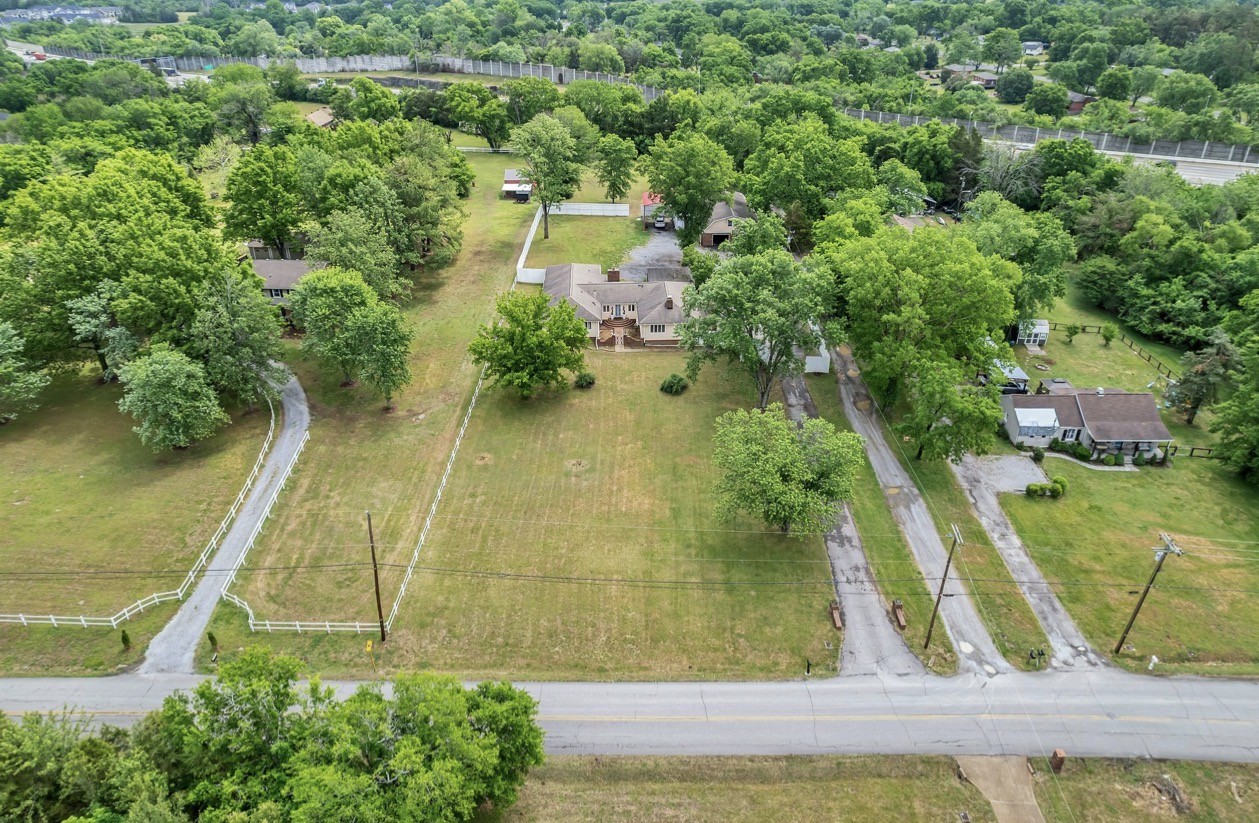 454 W Campbell Road Goodlettsville TN 37072