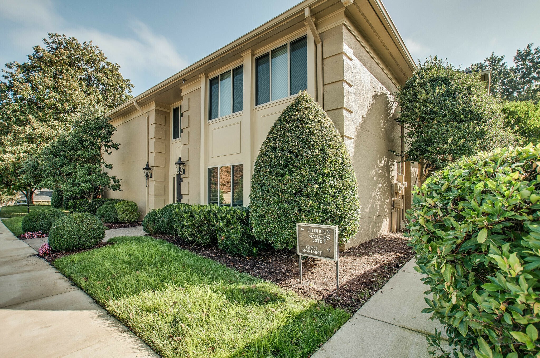 4487 Post Place Nashville TN 37205