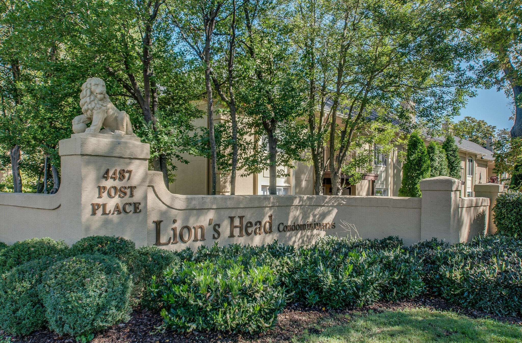 4487 Post Place Nashville TN 37205