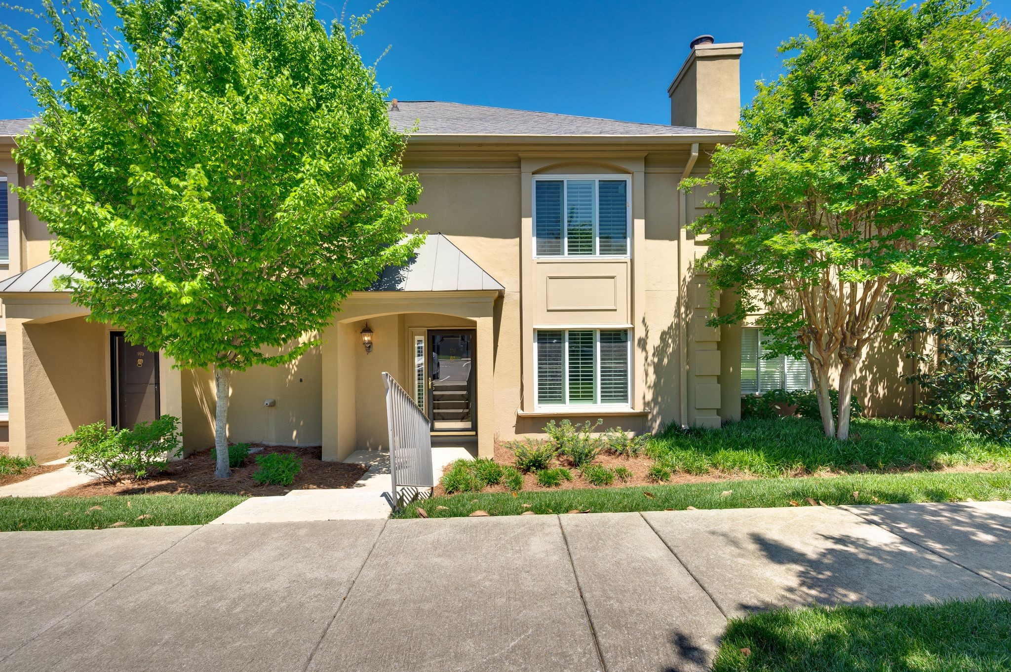 4487 Post Place Nashville TN 37205