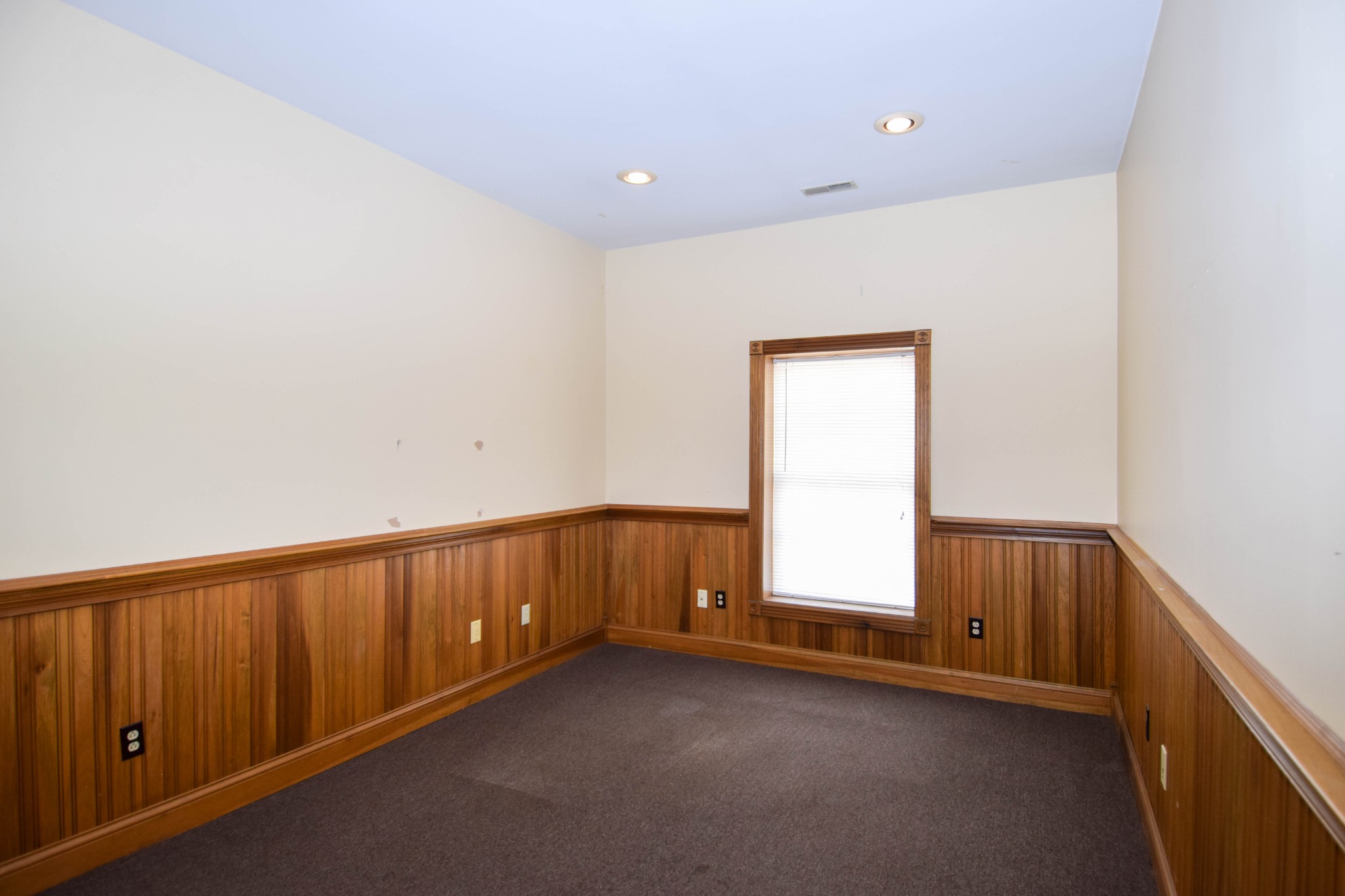 102 Public Square Gallatin TN 37066