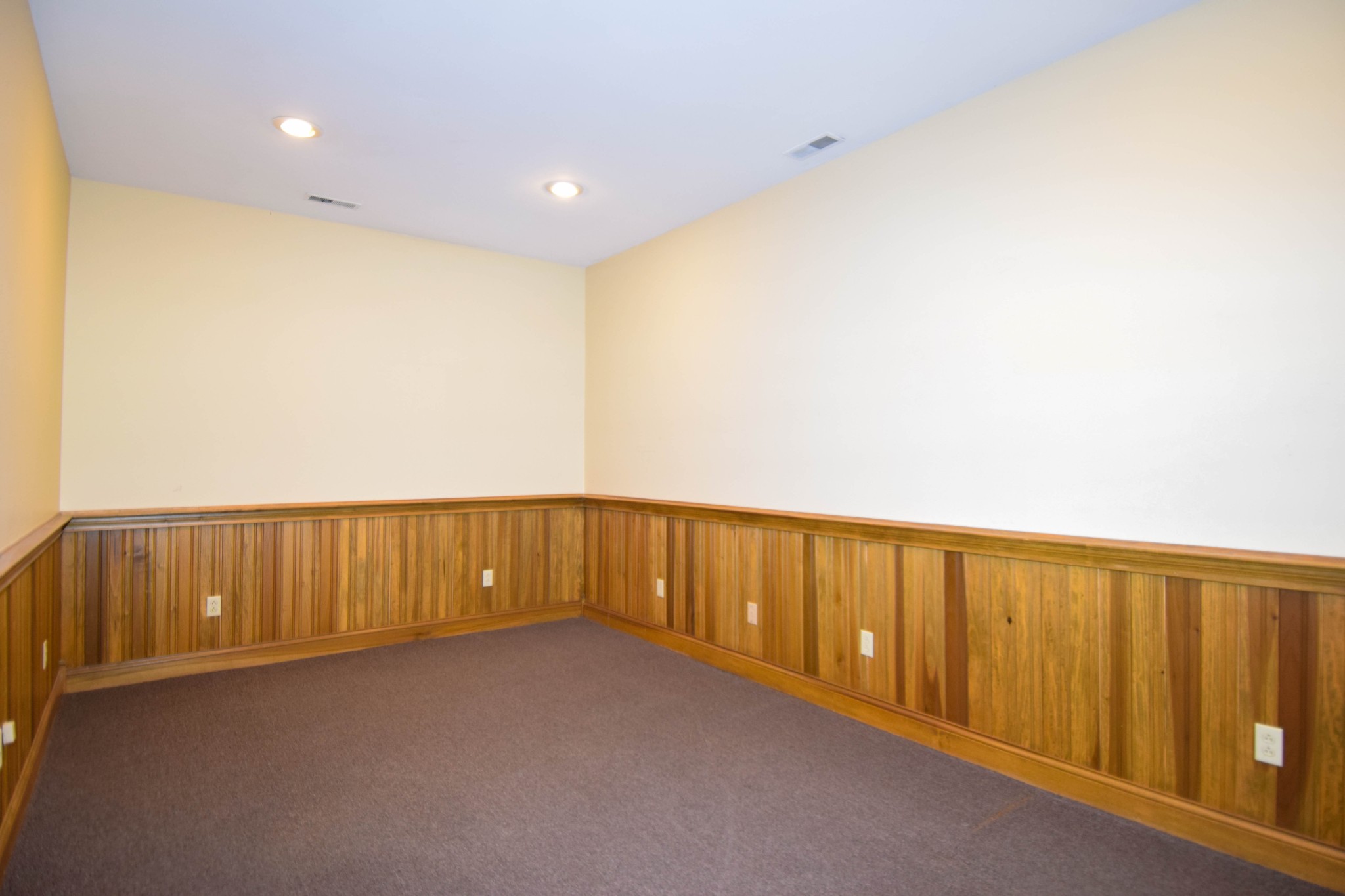 102 Public Square Gallatin TN 37066