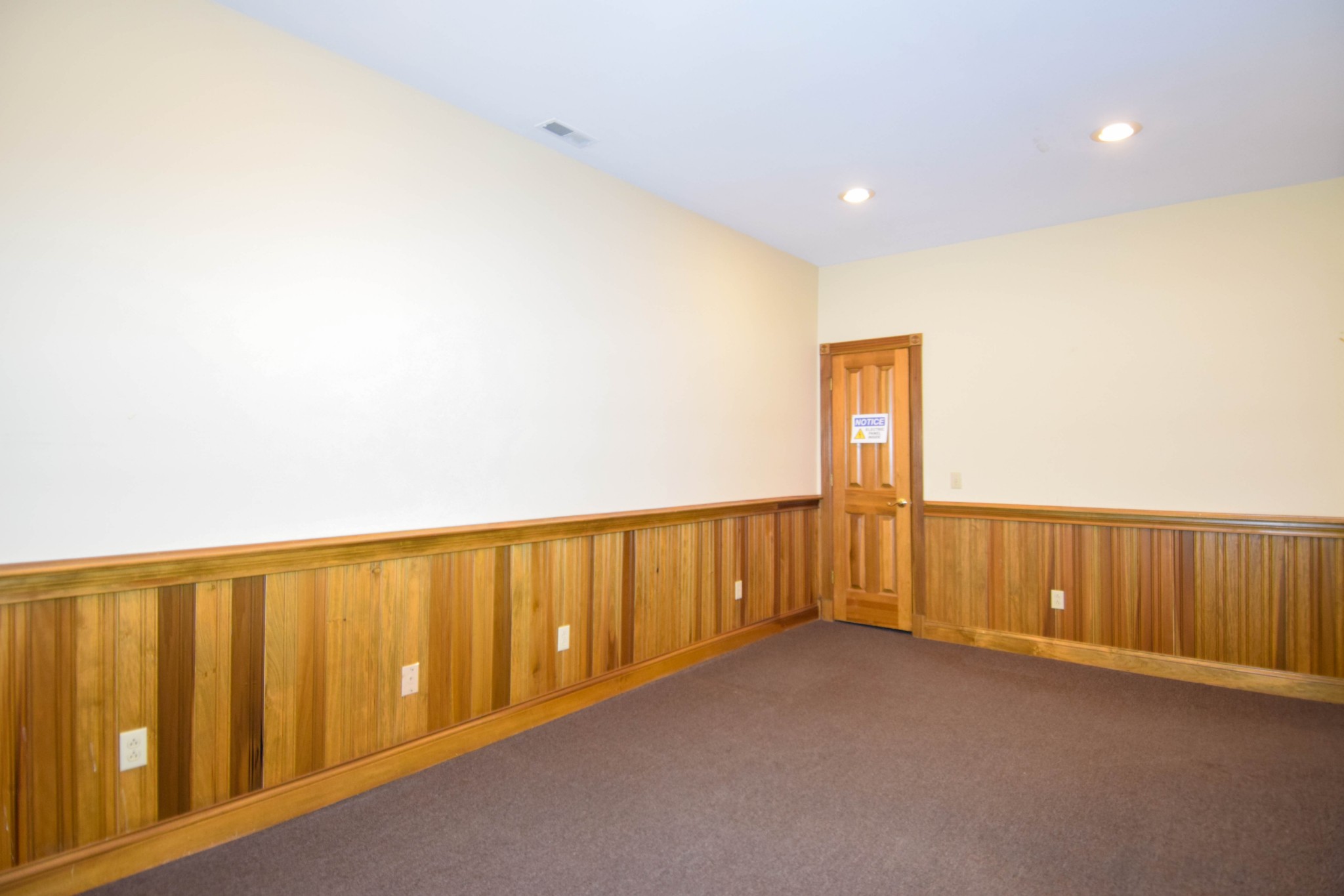 102 Public Square Gallatin TN 37066