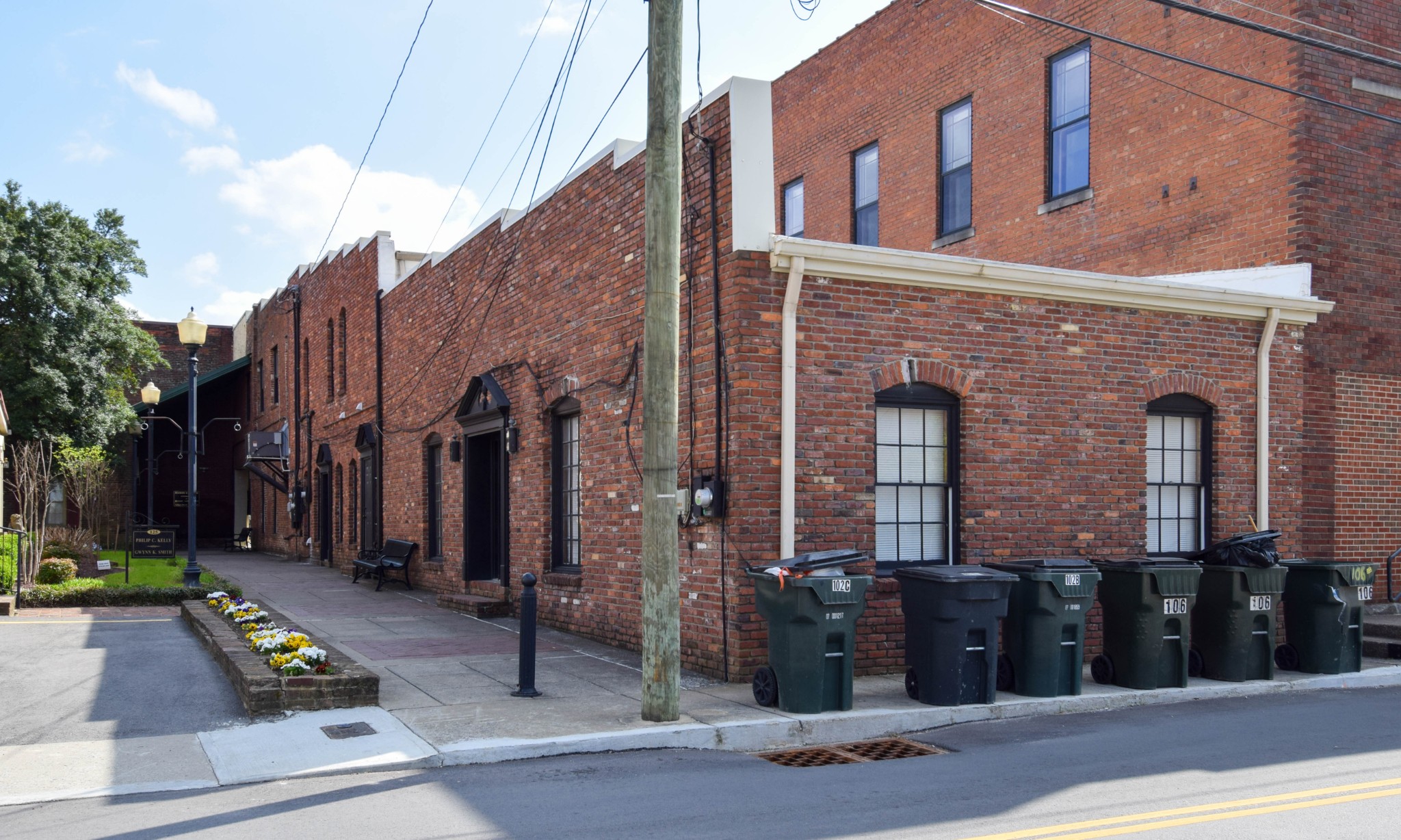 102 Public Square Gallatin TN 37066