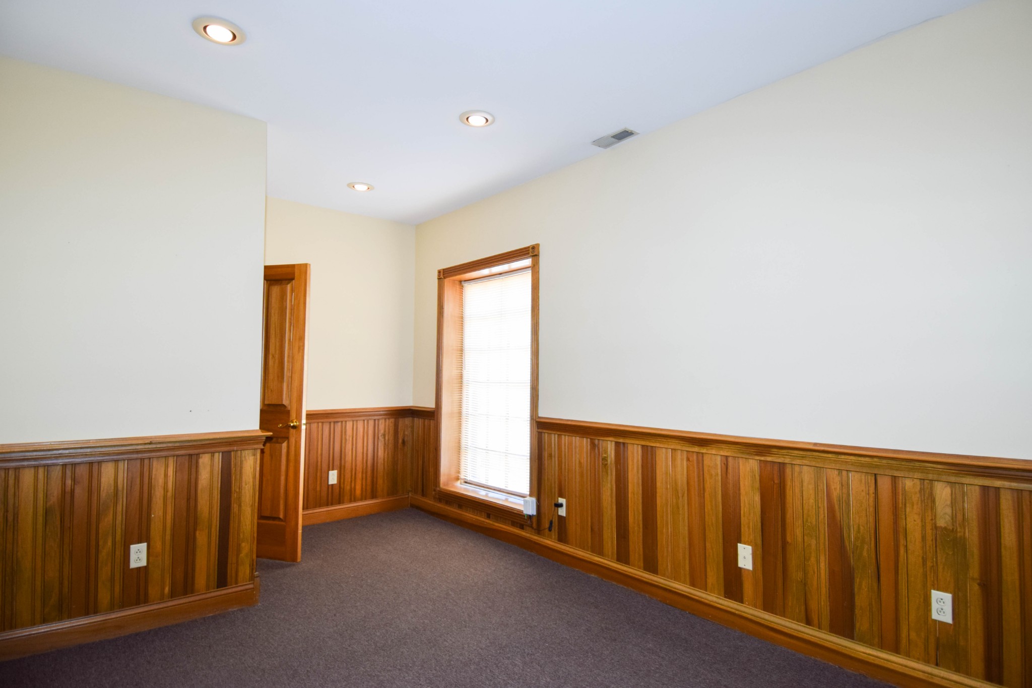 102 Public Square Gallatin TN 37066