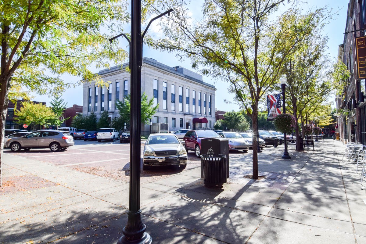 102 Public Square Gallatin TN 37066