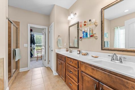 1053 Willow Circle Clarksville TN 37043